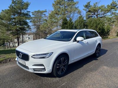 begagnad Volvo V90 CC D4 AWD, Pano, Harman, Drag, 18' aul