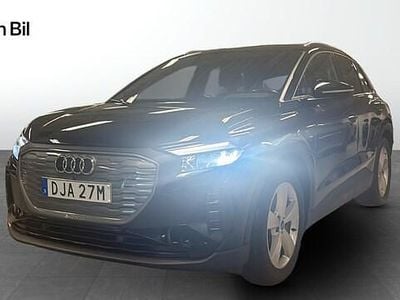 Mytsvart metallic Begagnad 2023 Audi Q4 e-tron Proline SUV | 349 000 kr (Bra pris)