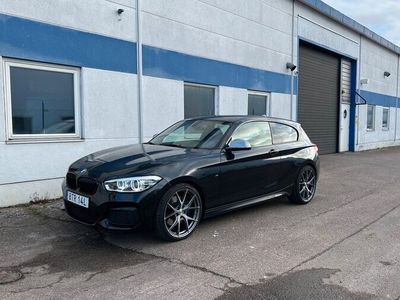 begagnad BMW M140 3-dörrars Steptronic Euro 6 2016, Halvkombi