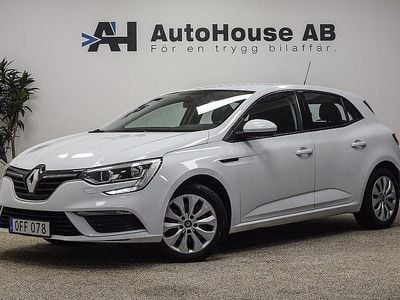 Begagnad Renault Mégane IV Life 101 HK (74 kW) 2016 Vit Halvkombi