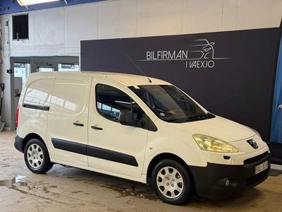 Vit Begagnad 2009 Peugeot Partner Minibuss | 49 900 kr (Dyr)