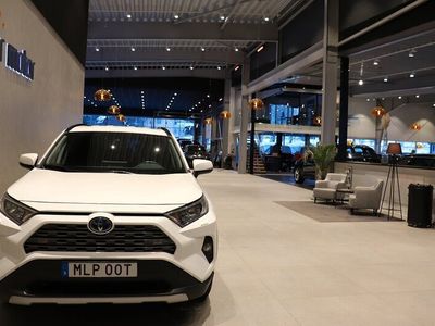 begagnad Toyota RAV4 Hybrid AWD-i E-CVT Euro 6