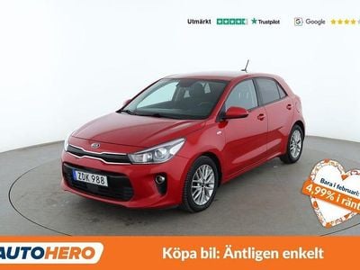 Begagnad Kia Rio Attract 85 HK (62 kW) 2017 Röd Halvkombi