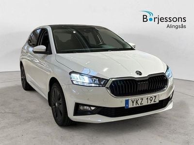 Vit Begagnad 2022 Skoda Fabia Style Halvkombi | 224 900 kr (Lite dyr)