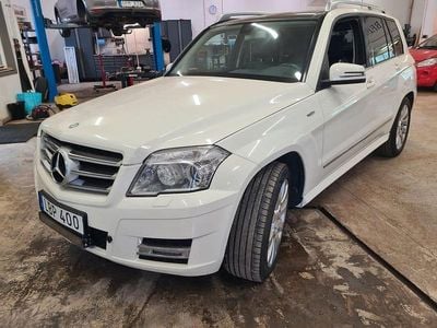 Vit Begagnad 2010 Mercedes GLK220 SUV | 110 000 kr (Dyr)