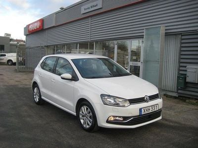 Begagnad VW Polo 90 HK (66 kW) 2015 Vit Halvkombi