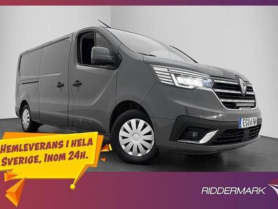 Grå Begagnad 2023 Renault Trafic Minibuss | 339 800 kr