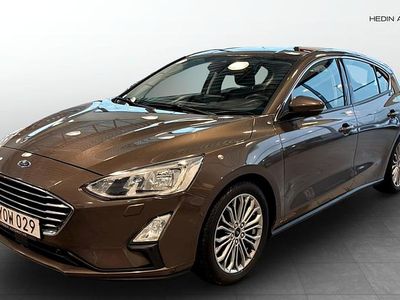 Begagnad Ford Focus 125 HK (91 kW) 2018 Brun Halvkombi