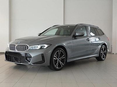 BMW 330e