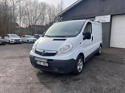 begagnad Opel Vivaro Skåpbil 2,7t 2.0 CDTI, Ramp, Dragkrok