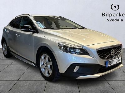 begagnad Volvo V40 CC D2 Momentum Motorvärmare Backkamera 2013, Kombi