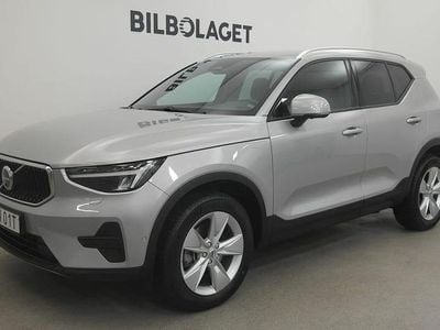 Begagnad Volvo XC40 Core 200 HK (147 kW) 2023 Silver SUV
