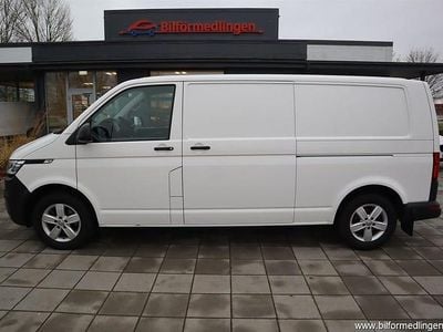 Vit svart Begagnad 2021 VW T6.1 Van | 279 900 kr (Bra pris)
