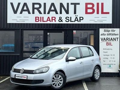 Silver Begagnad 2010 VW Golf VI Halvkombi | 74 700 kr (Lite dyr)