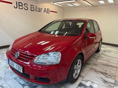Röd Begagnad 2007 VW Golf V Sportline Halvkombi | 37 900 kr (Lite dyr)