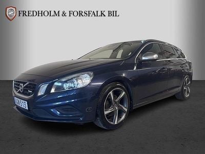Blå Begagnad 2011 Volvo V60 R-Design Kombi | 139 900 kr (Marknadspris)