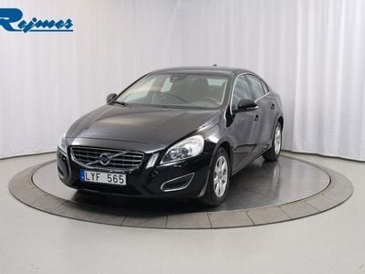 Begagnad Volvo S60 Momentum 150 HK (110 kW) 2011 Svart Sedan