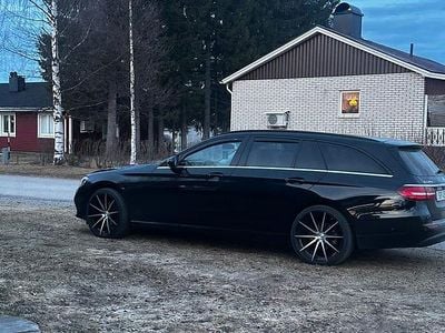 Begagnad 2018 Mercedes E220 Kombi | 140 000 kr