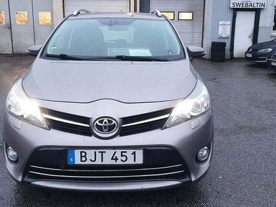 Brun Begagnad 2015 Toyota Verso Edition Minibuss | 74 000 kr (Marknadspris)