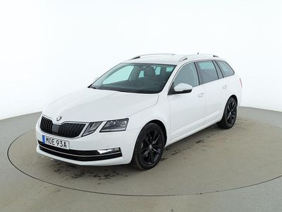 Vit Begagnad 2019 Skoda Octavia Style Kombi | 211 000 kr (Marknadspris)