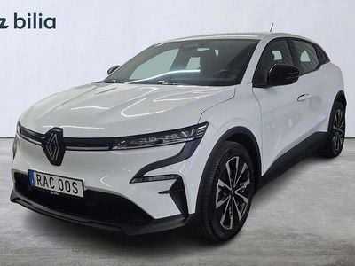 Vit Begagnad 2022 Renault Mégane IV Evolution Halvkombi | 268 900 kr (Marknadspris)
