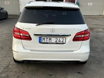 Mercedes B200