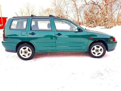 Begagnad VW Polo 75 HK (55 kW) 1999 Metallic Kombi