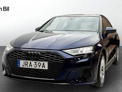 Navarrablå metallic Begagnad 2024 Audi A3 Sedan | 349 000 kr (Dyr)