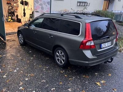 begagnad Volvo V70 T4F Powershift Momentum Euro 5