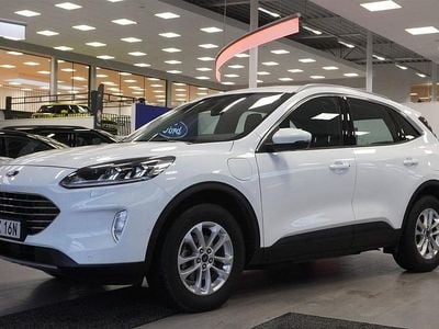 Frozen white ny5 Begagnad 2022 Ford Kuga Business Edition SUV | 259 800 kr (Marknadspris)