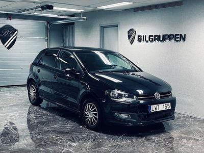 Begagnad VW Polo 90 HK (66 kW) 2011 Svart Halvkombi