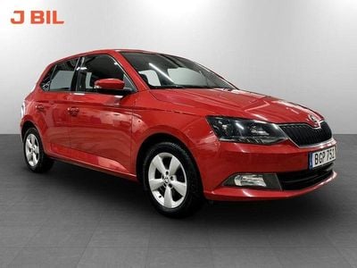 Begagnad Skoda Fabia Style 90 HK (66 kW) 2016 Röd Halvkombi