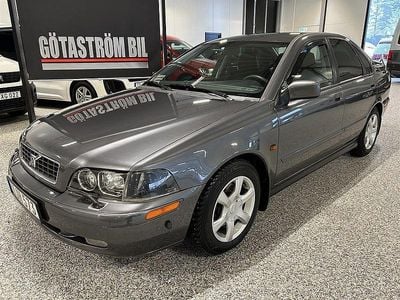 Gråmetallic Begagnad 2003 Volvo S40 Sedan | 26 000 kr
