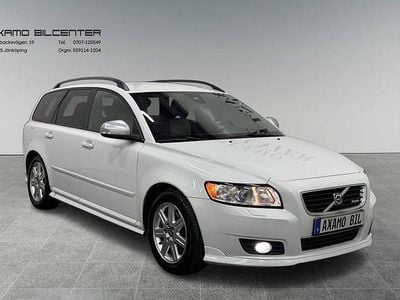 Begagnad Volvo V50 R-Design 136 HK (100 kW) 2009 Vit Kombi