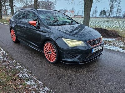 begagnad Seat Leon Cupra Svensksåld, Orange line, Panorama, Kamera, Skinn 2016, Kombi