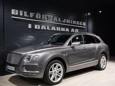 Begagnad Bentley Bentayga 608 HK (447 kW) 2017 Grå SUV