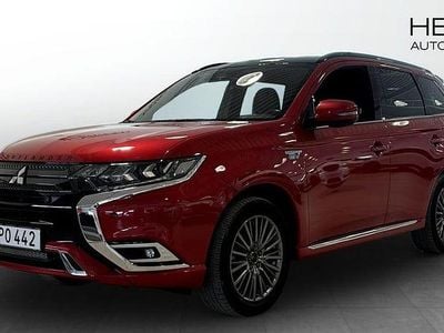 Begagnad Mitsubishi Outlander 177 HK (130 kW) 2018 Röd SUV