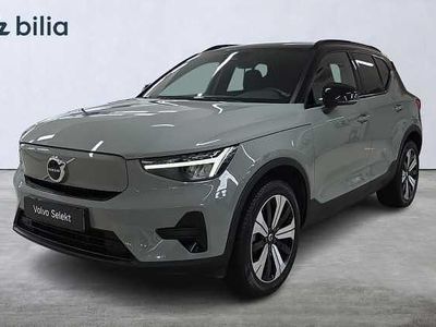 Grön Begagnad 2022 Volvo XC40 Core SUV | 344 900 kr
