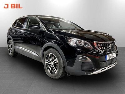 Svart Begagnad 2017 Peugeot 3008 Allure SUV | 149 900 kr (Marknadspris)