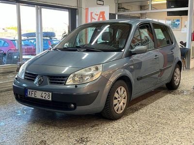 Begagnad Renault Scénic II 112 HK (82 kW) 2006 Ljusblå (blå) Minibuss