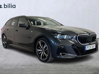 Grå Begagnad 2025 BMW 530 M Sport Kombi | 698 999 kr