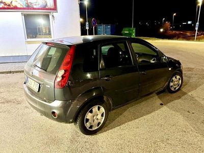 begagnad Ford Fiesta 5-dörrar 1.4 TDCi Euro 4