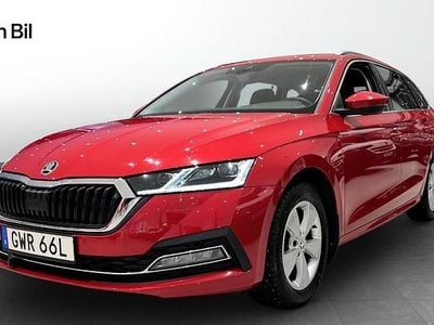 Begagnad Skoda Octavia Style 150 HK (110 kW) 2022 Röd Kombi