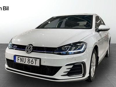 Begagnad VW Golf VIII GTE 150 HK (110 kW) 2020 Vit Halvkombi