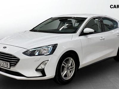 Begagnad Ford Focus Titanium 101 HK (74 kW) 2020 Vit Halvkombi
