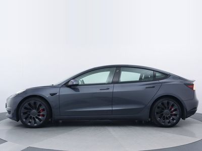 begagnad Tesla Model 3 Performance AWD Facelift (Autopilot)