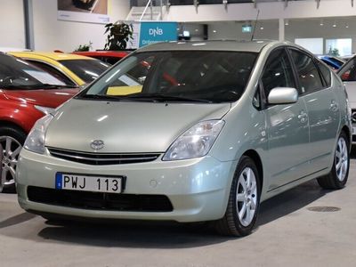 begagnad Toyota Prius 1.5 VVT-i 112HK Hybrid Automat