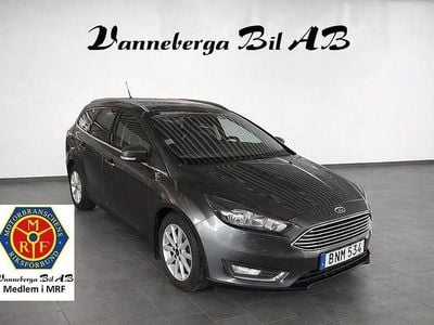 Begagnad Ford Focus Titanium 101 HK (74 kW) 2015 Grå Kombi