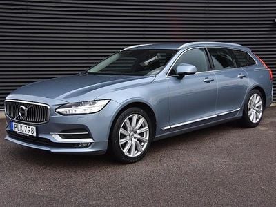 Ljusblå Begagnad 2017 Volvo V90 Kombi | 279 900 kr (Dyr)