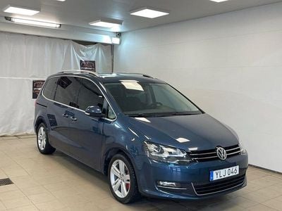 Begagnad VW Sharan 184 HK (135 kW) 2017 Blå Minibuss
